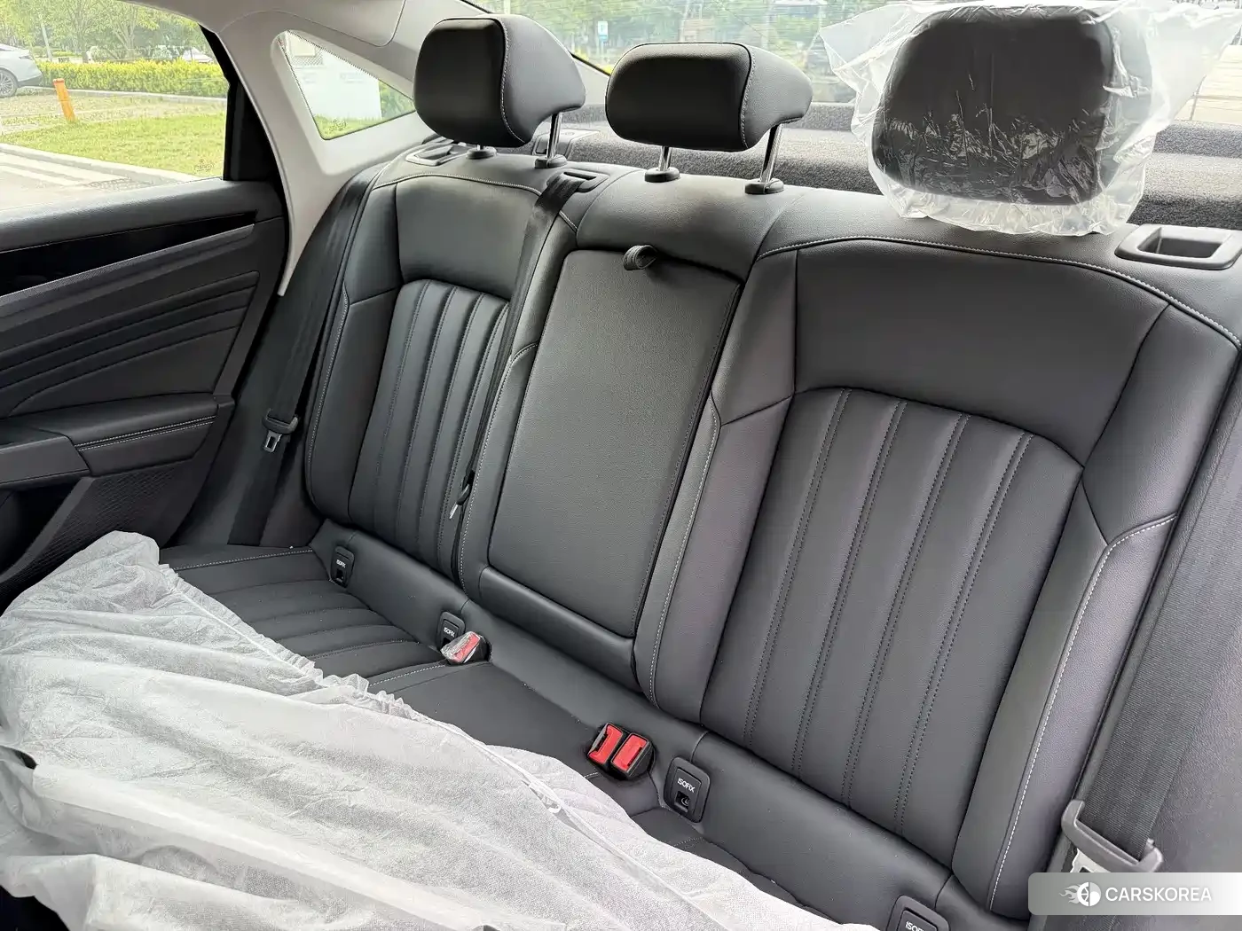 Volkswagen Passat 2026 Черный из Китая, фото 3