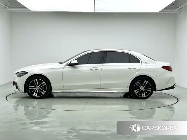 Mercedes-Benz C-class 2023 Белый из Китая, фото 3