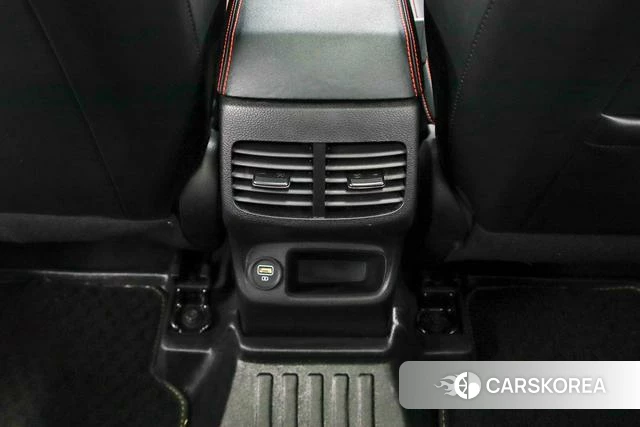 Kia KX3 2021 Белый из Китая, фото 3