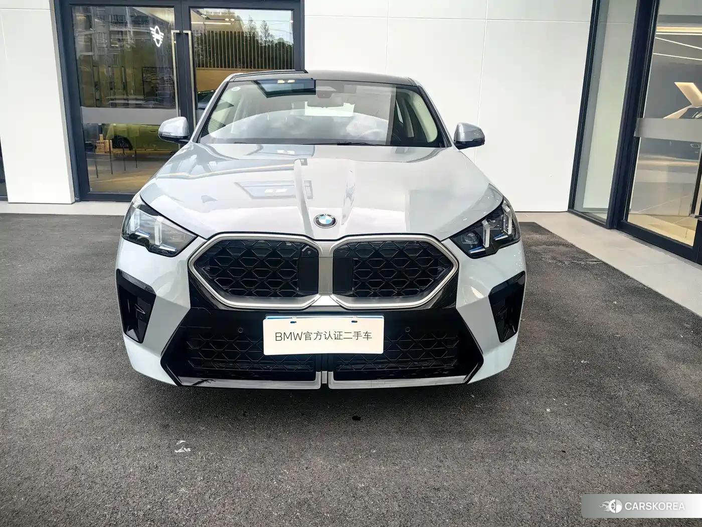 BMW X2 2024 Silver/gray из Китая, фото 3