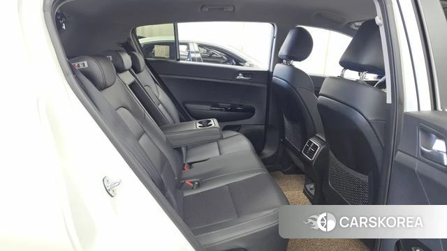 Kia Sportage 4th Generation 2018 Белый из Кореи, фото 3