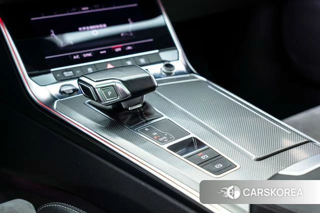 Audi A6L 2021 Черный из Китая, фото 3