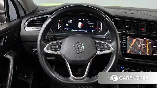 Volkswagen Tiguan Allspace 2022 Белый из Кореи, фото 3