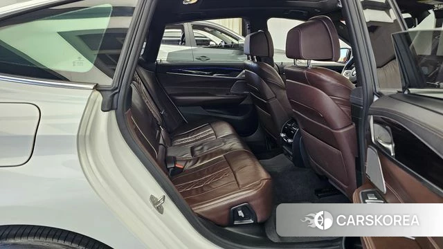 BMW 6 Series GT (G32) 2021 Белый из Кореи, фото 3