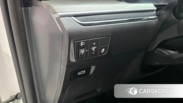 Kia The New K5 3rd generation 2024 Белый из Кореи, фото 3