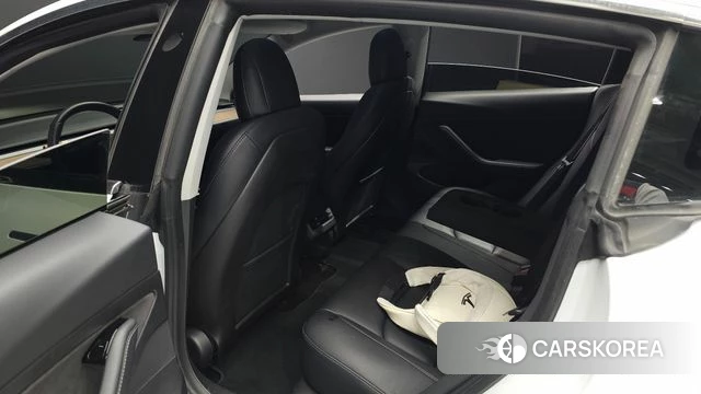 Tesla Model 3 2020 Белый из Кореи, фото 3