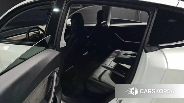 Tesla Model Y 2021 Белый из Кореи, фото 5