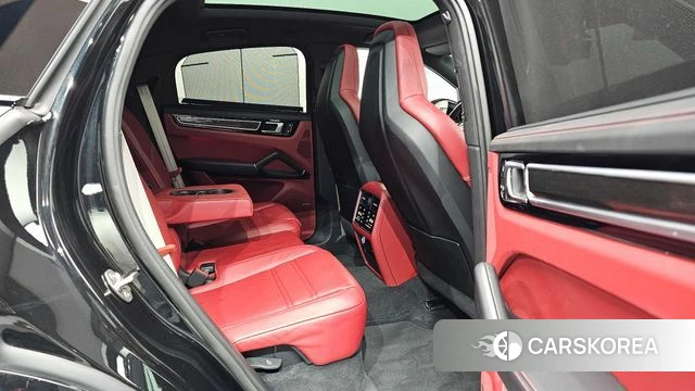 Porsche Cayenne (PO536) 2022 Черный из Кореи, фото 3