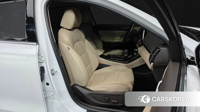 Hyundai Grandeur IG 2018 Белый из Кореи, фото 3