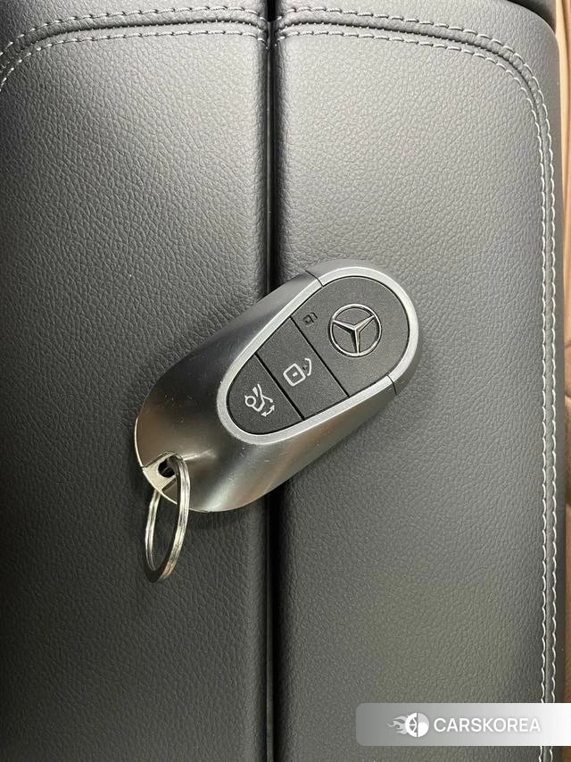 Mercedes-Benz E-Class 2024 Черный из Китая, фото 3