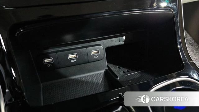 Kia Carnival 4th generation 2022 Белый из Кореи, фото 3