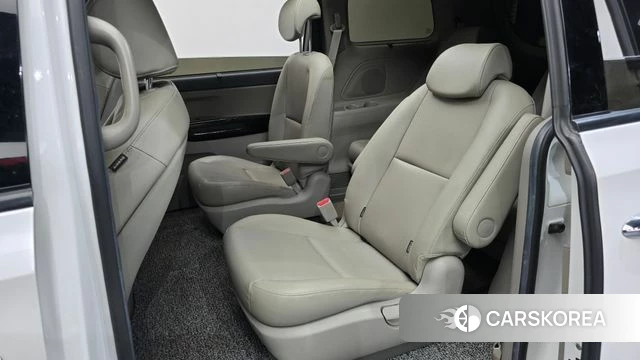 Kia All New Carnival 2018 Белый из Кореи, фото 3