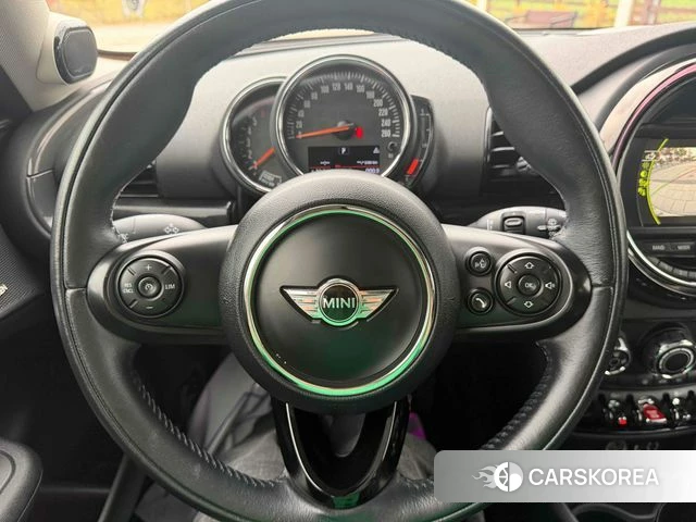 Mini Cooper D Clubman 2018 Черный из Кореи, фото 3
