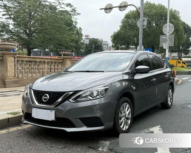 Nissan Sylphy 2025 Темно-серый из Китая, фото 3