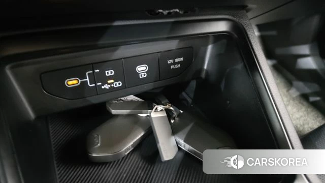 Kia The New K5 3rd generation 2024 Серебристо-серый из Кореи, фото 3