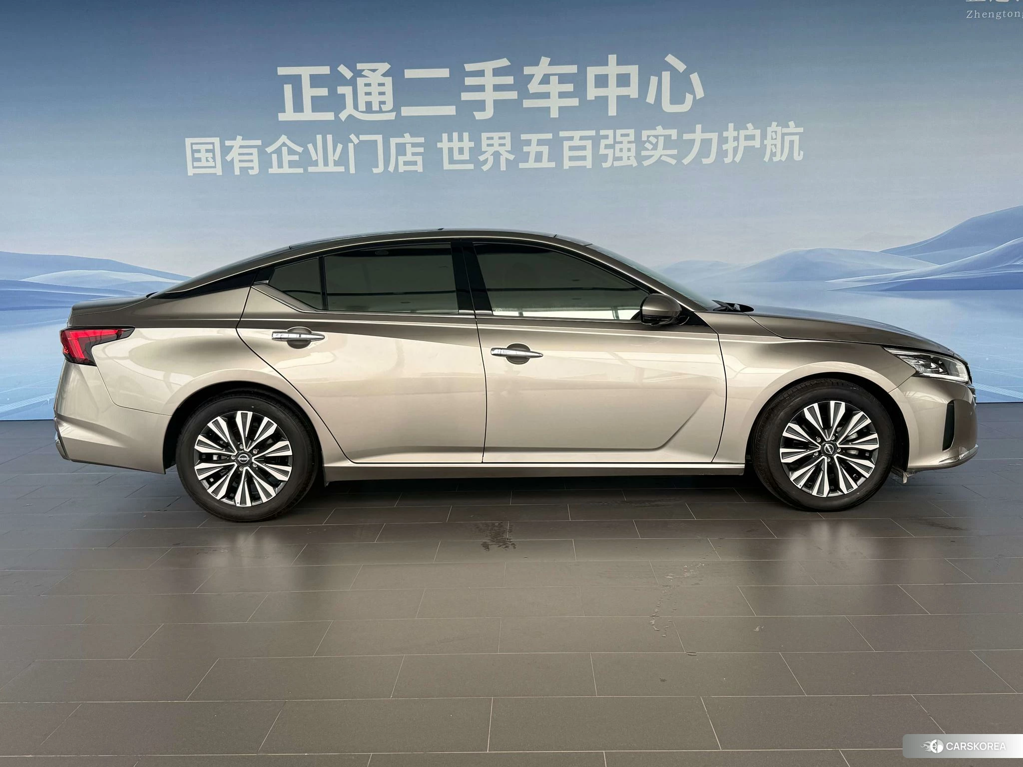 Nissan Altima 2024 Шампань из Китая, фото 3