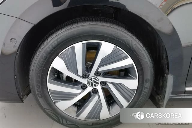 Volkswagen Passat 2022 Черный из Китая, фото 3
