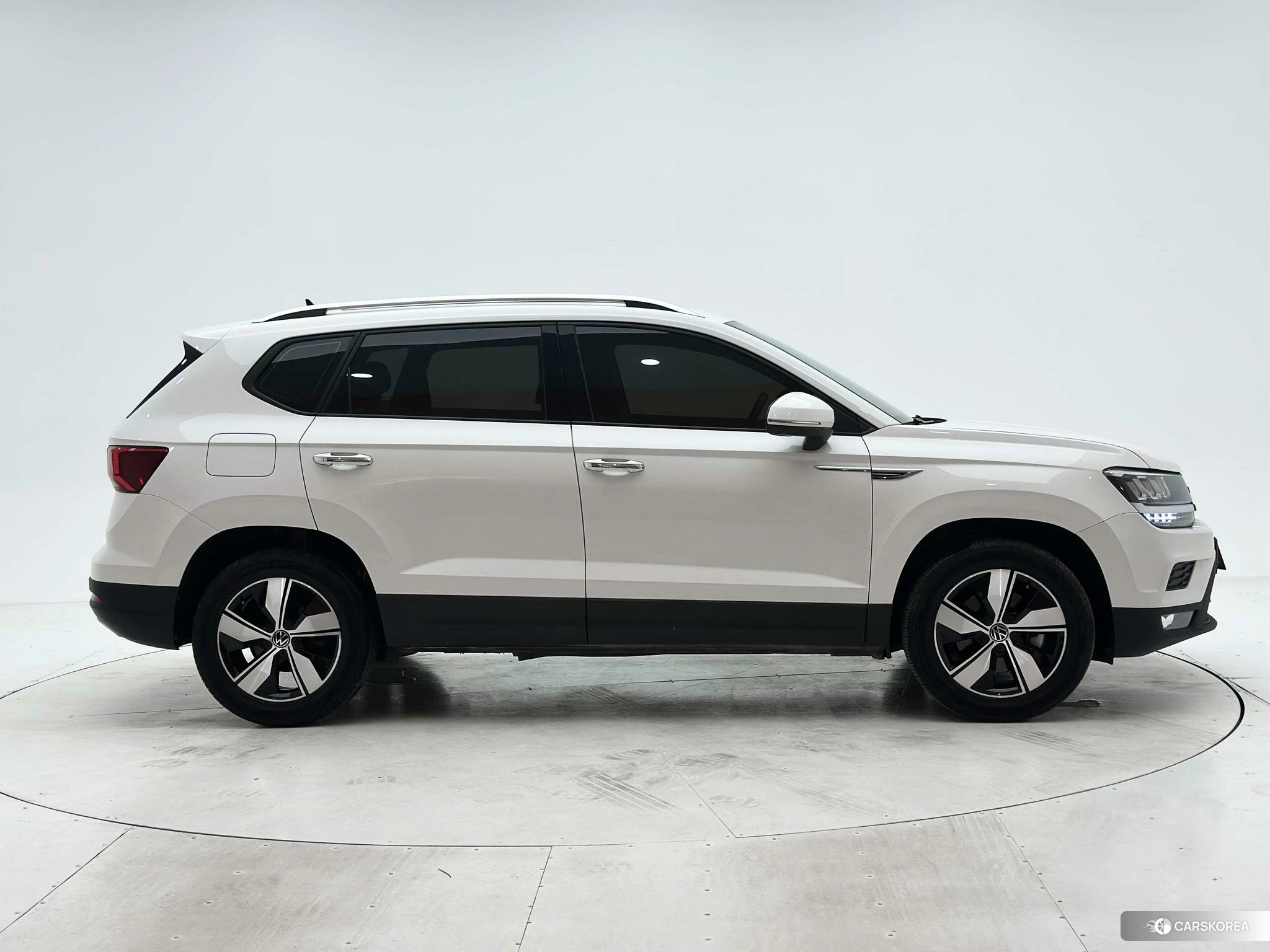 Volkswagen Tharu 2020 Белый из Китая, фото 3
