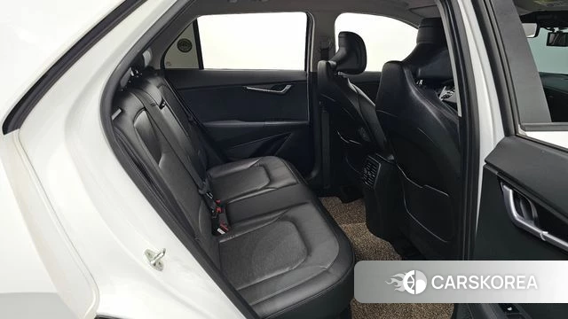 Kia Di Ol Nu Niro 2022 Белый из Кореи, фото 3