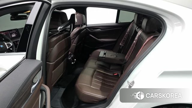 BMW 5 Series (G30) 2020 Белый из Кореи, фото 3