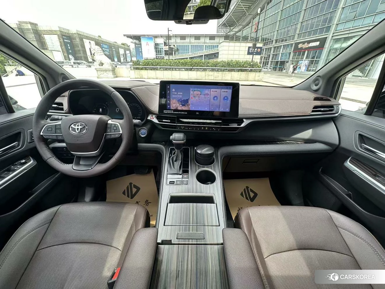 Toyota Sienna 2021 Белый из Китая, фото 3