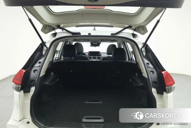 Nissan X-Trail 2021 Белый из Китая, фото 3