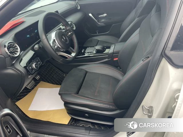 Mercedes-Benz CLA 2021 Белый из Китая, фото 3