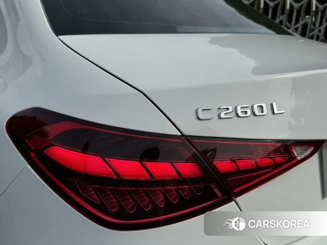 Mercedes-Benz C-class 2024 Белый из Китая, фото 3