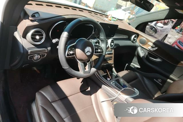 Mercedes-Benz GLC 2022 Белый из Китая, фото 3