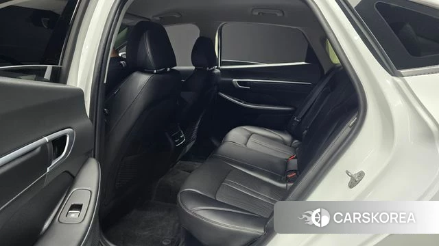 Hyundai Sonata D Edge Hybrid (DN8) 2023 Белый из Кореи, фото 3