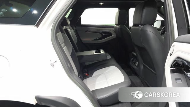 Land Rover Range Rover Evoque 2nd Generation 2023 Белый из Кореи, фото 3