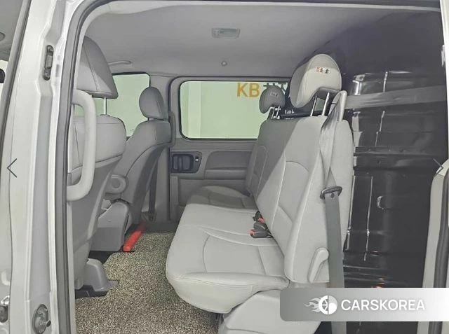 Hyundai The New Grand Starex 2020 Серебристо-серый из Кореи, фото 3