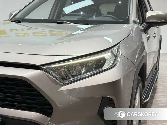 Toyota RAV4 2021 Шампань из Китая, фото 3