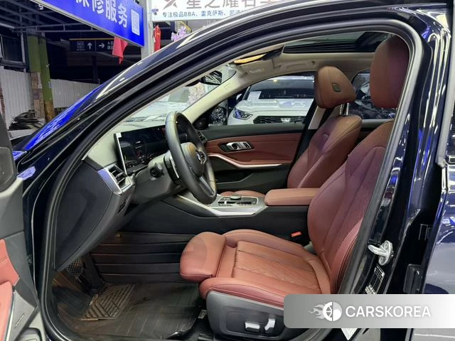 BMW 3 series 2023 Черный из Китая, фото 3