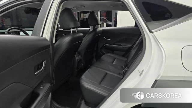 Hyundai Kona (SX2) 2023 Белый из Кореи, фото 3