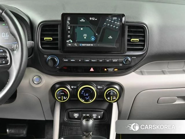 Hyundai Venue 2024 Белый из Кореи, фото 3