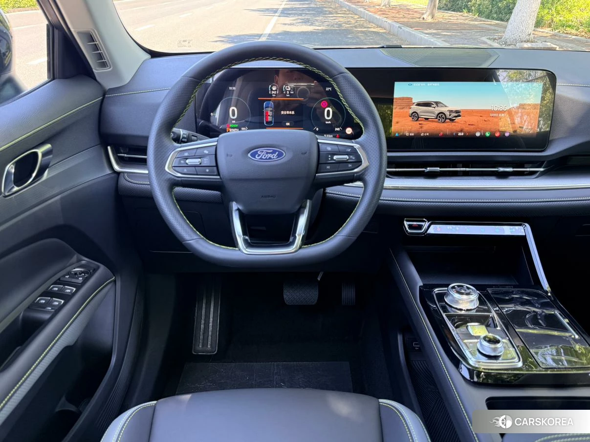 Ford Equator 2024 Серебристо-серый из Китая, фото 3