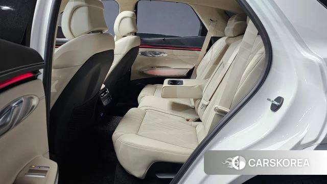Genesis GV70 2025 Белый из Кореи, фото 3