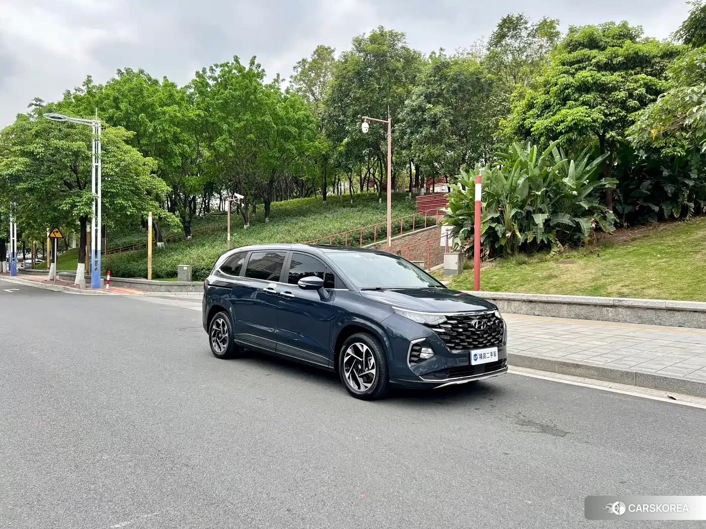 Hyundai Custo 2022 Синий из Китая, фото 3