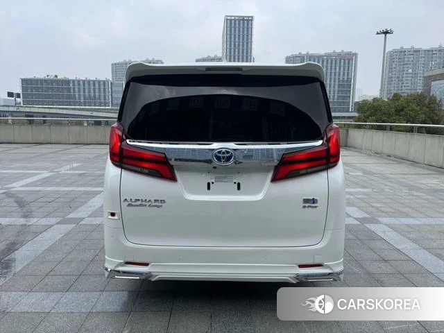 Toyota Alphard 2021 Белый из Китая, фото 3
