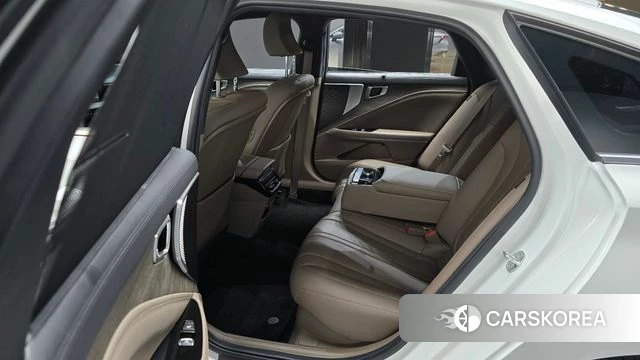 Kia K8 Hybrid 2023 Белый из Кореи, фото 3