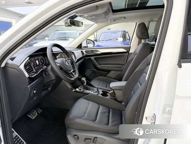 Volkswagen Tayron 2022 Белый из Китая, фото 3
