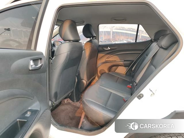 Kia KX1 2022 Белый из Китая, фото 3