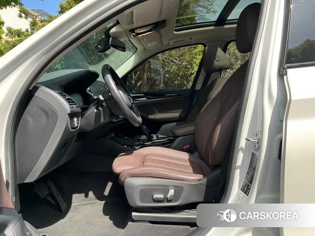 BMW X3 2021 Белый из Китая, фото 3