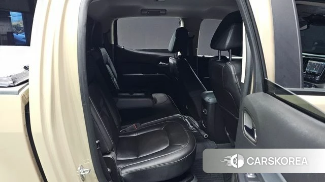 Chevrolet (GM Daewoo) Real New Colorado 2022 Жемчужный цвет из Кореи, фото 3