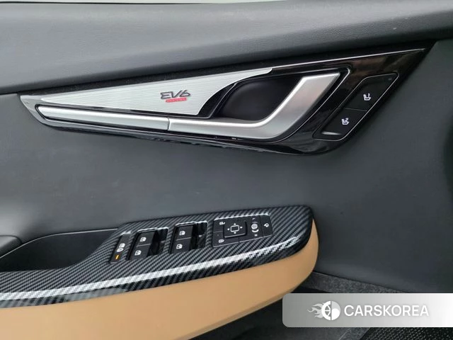Kia EV6 2021 Белый из Кореи, фото 3