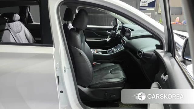 Hyundai The New Santa Fe 2021 Белый из Кореи, фото 3
