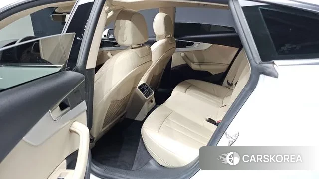 Audi A5 (F5) 2023 Белый из Кореи, фото 3