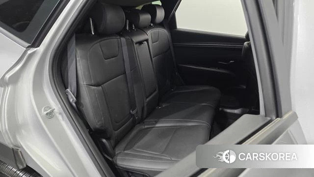 Hyundai Tucson (NX4) 2022 Серебряный из Кореи, фото 3