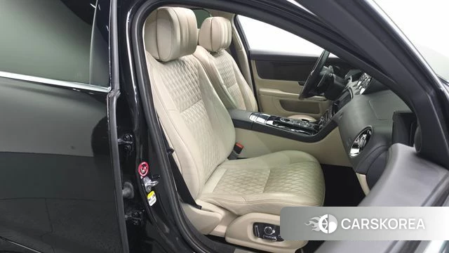 Jaguar All New XJ 2019 Черный из Кореи, фото 3